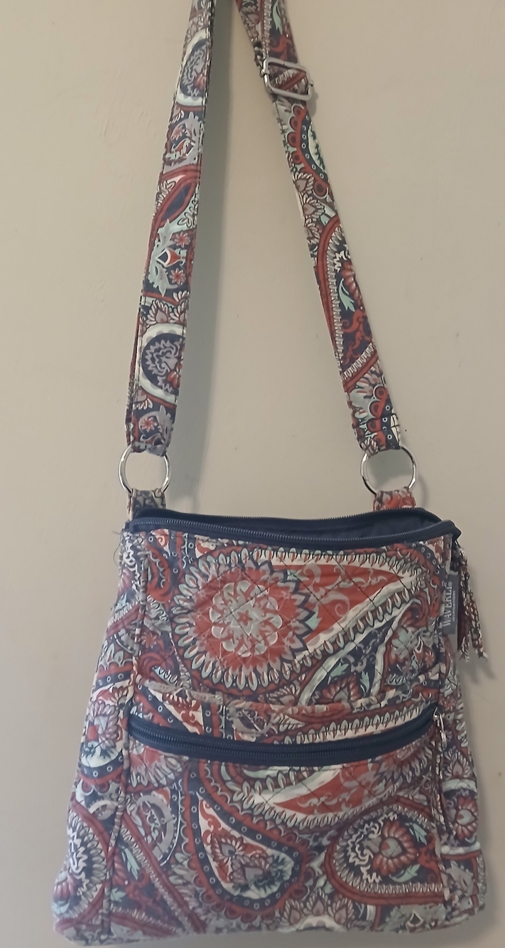 Pre-owned Clean Vera Bradley Quilted Paisley Crossbody Bag - Red Multi